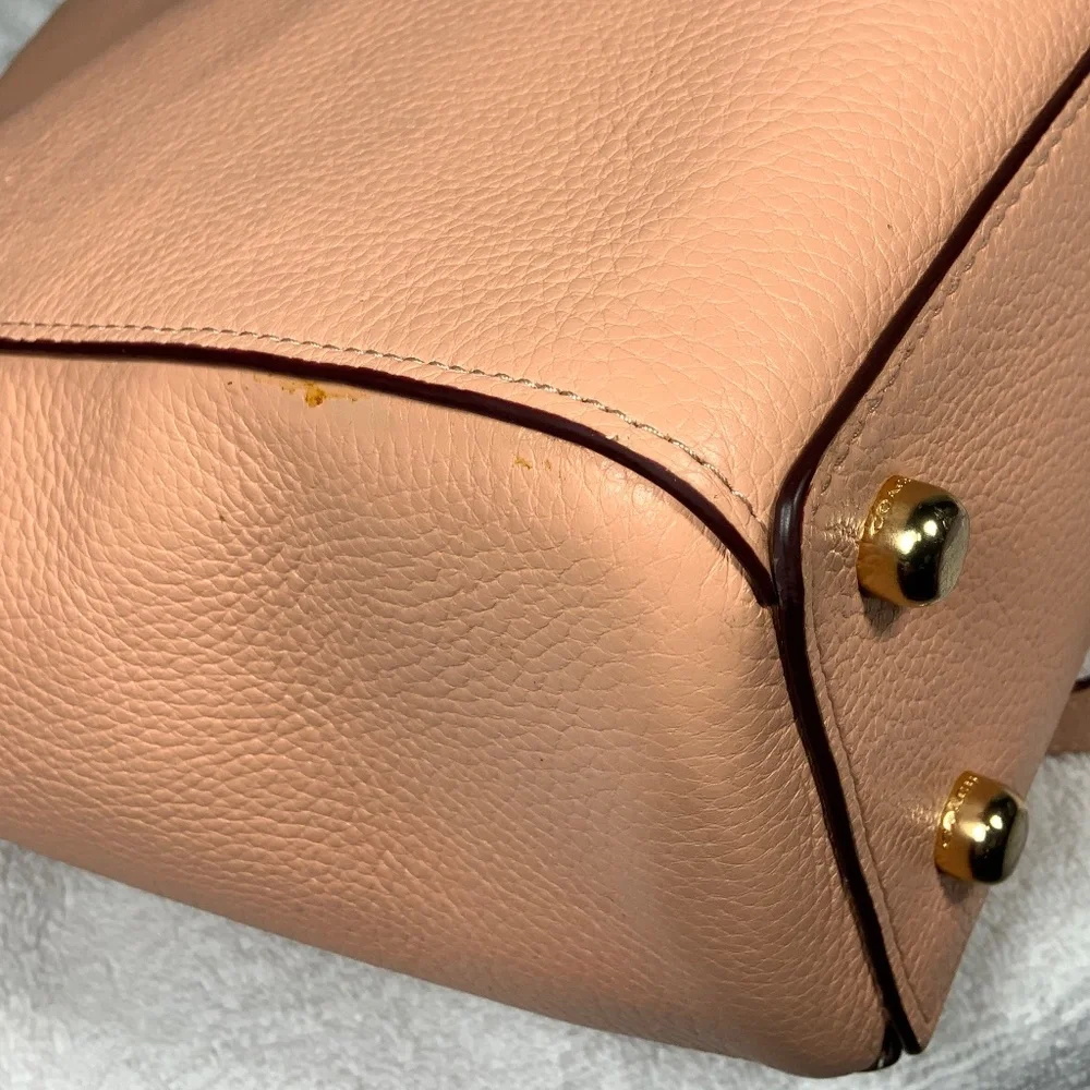 Coach Peach Cammie Chain Tote - C8147 - Picture 11 of 16